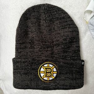 Boston Bruins knit beanie